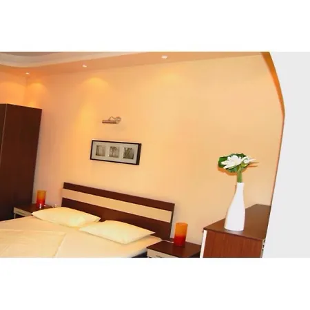 Studio Universitate Bucharest